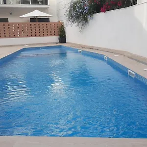 Apartamento New Beside Sitges With Pool Beside, Vilanova i la Geltrú